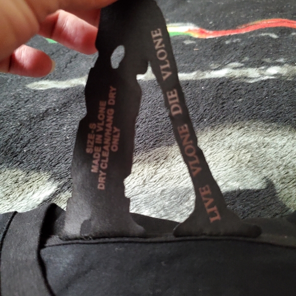 VLONE - Picture 3 of 4